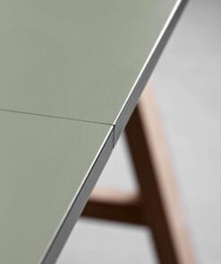 T1 udtræksbord af Bykato